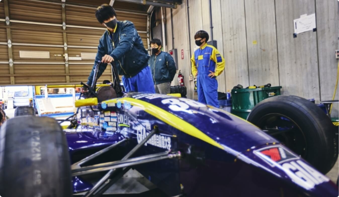 モータースポーツ 2 級整備士科